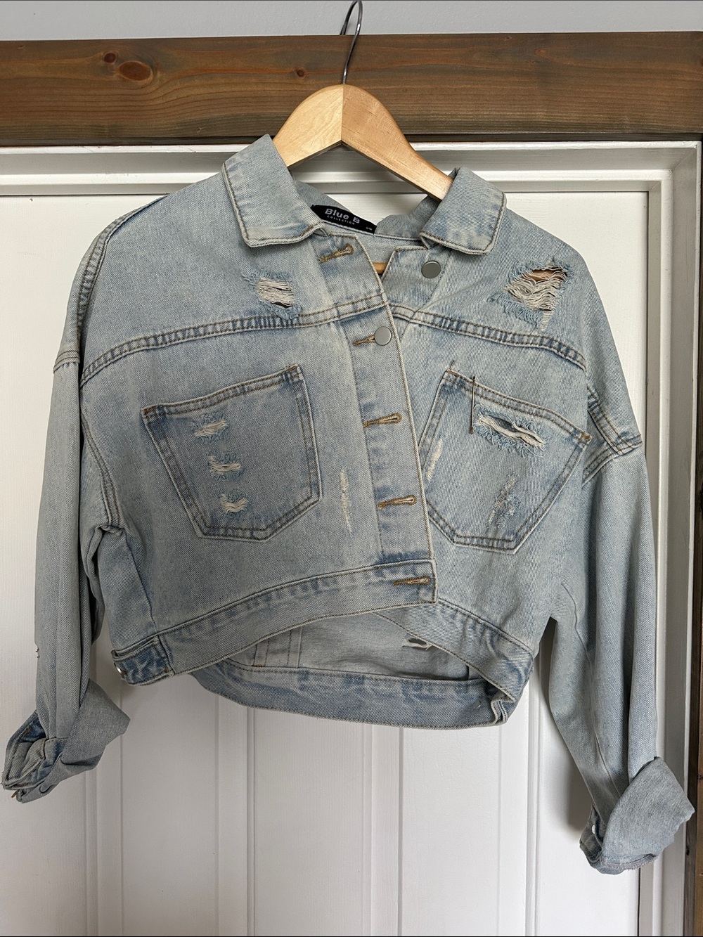 Cropped Light Blue Distressed Denim Jacket - Women